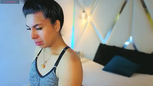 MeelFox online show from 03.13.26