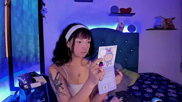 Snapshot of Gemma_honey chatting on 04.21.26 Gemma honey online show from 04.21.26
