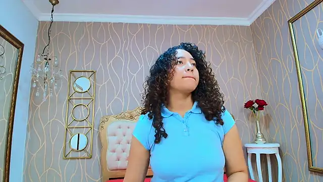 Snapshot of meganrousx chatting on 02.17.26 meganrousx online show from 02.17.26