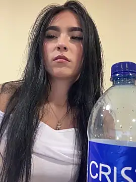 Snapshot of Sara_Fernandez_ chatting on 03.02.26 Sara Fernandez online show from 03.02.26