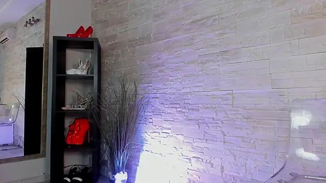 Ivorym00n online show from 04.08.26