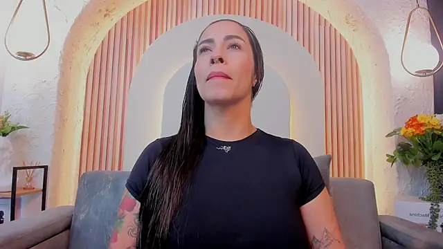 violet scott  online show from 03.26.26