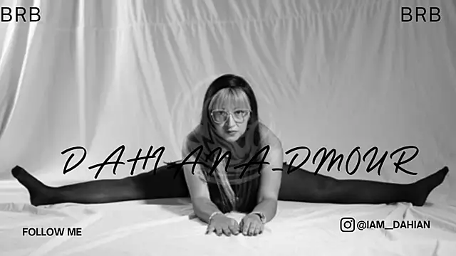 Dahiana Dmour  online show from 03.30.26