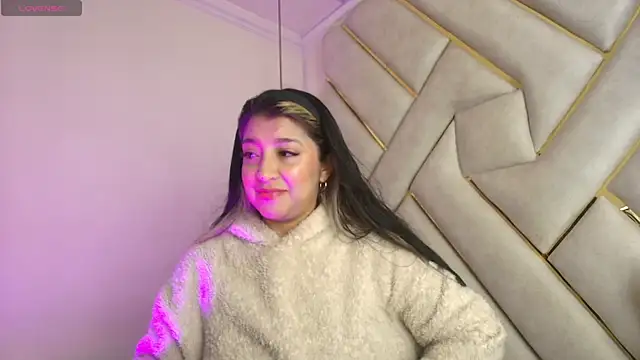 Dahiana Dmour  online show from 04.07.26