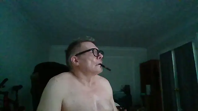 Snapshot of melvinsnow chatting on 02.13.26 melvinsnow online show from 02.13.26
