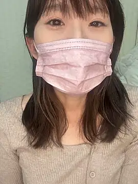 Snapshot of Mio-cc chatting on 04.06.26 Mio-cc online show from 04.06.26