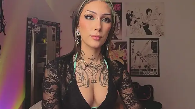 Snapshot of poison_dafne chatting on 02.19.26 poison dafne online show from 02.19.26