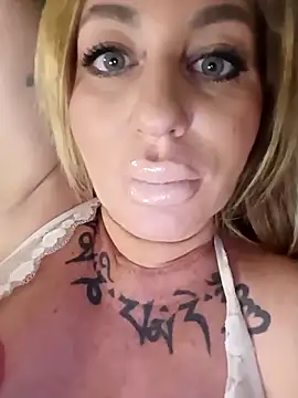 MiaMooly online show from 03.11.26