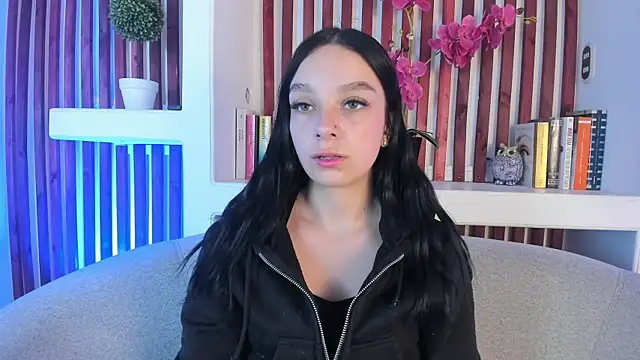 Elizabeth Ferrer online show from 04.09.26