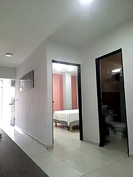 Snapshot of -Serena_ chatting on 04.08.26 -Serena online show from 04.08.26