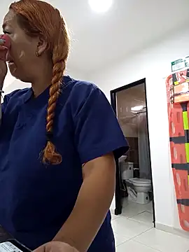 Snapshot of -Serena_ chatting on 04.11.26 -Serena online show from 04.11.26