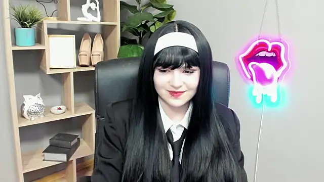 Snapshot of SweetLilyxo chatting on 03.28.26 SweetLilyxo online show from 03.28.26