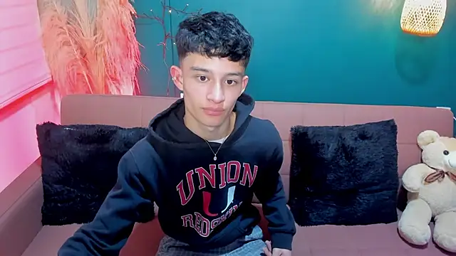 Snapshot of Patrick_Howland_ chatting on 02.05.26 Patrick Howland online show from 02.05.26