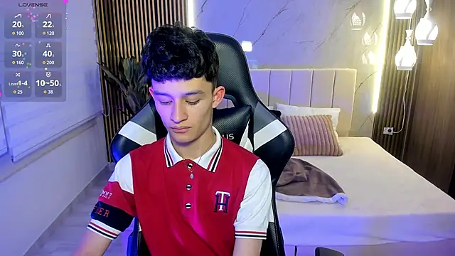 Snapshot of Patrick_Howland_ chatting on 02.16.26 Patrick Howland online show from 02.16.26