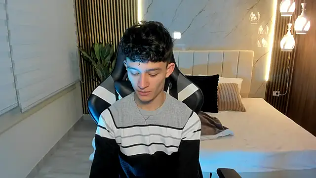 Snapshot of Patrick_Howland_ chatting on 02.17.26 Patrick Howland online show from 02.17.26