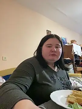 Snapshot of AngelKiras chatting on 02.24.26 AngelKiras online show from 02.24.26