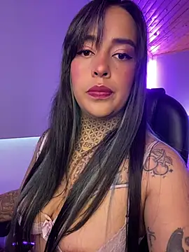 Annie Alicee online show from 02.12.26