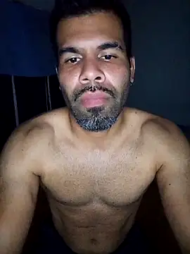 Snapshot of thom_1 chatting on 02.09.26 thom 1 online show from 02.09.26