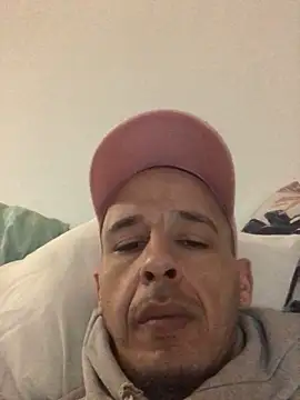 Snapshot of creativeX chatting on 02.05.26 creativeX online show from 02.05.26