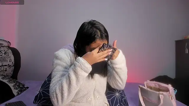 Sharlottee   online show from 02.22.26