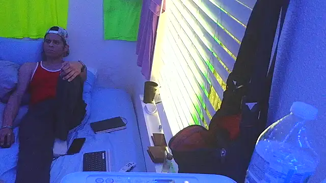 Snapshot of JokerAndyKenwood chatting on 02.25.26 JokerAndyKenwood online show from 02.25.26