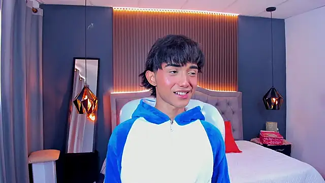 Snapshot of Noa_03 chatting on 03.16.26 Noa 03 online show from 03.16.26