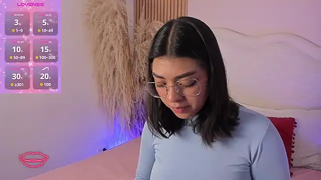 rebeca taylor online show from 03.13.26