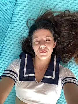 OnlyLeiLa online show from 04.17.26