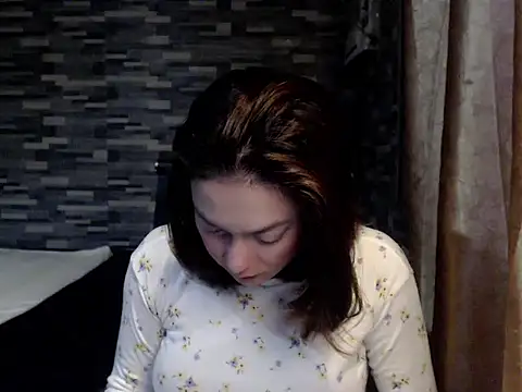 Snapshot of PennyUni chatting on 02.14.26 PennyUni online show from 02.14.26