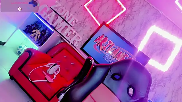 Maddye Fox online show from 03.19.26