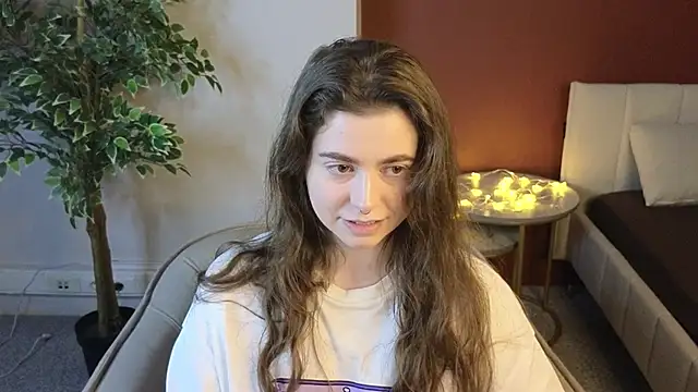 LovingWhisperr online show from 04.01.26