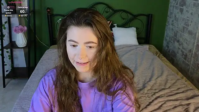 LovingWhisperr online show from 04.16.26