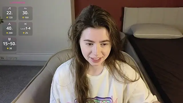Snapshot of LovingWhisperr chatting on 04.22.26 LovingWhisperr online show from 04.22.26