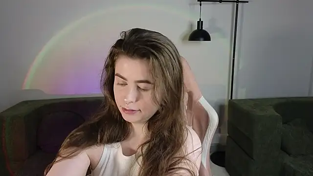 Snapshot of LovingWhisperr chatting on 04.26.26 LovingWhisperr online show from 04.26.26