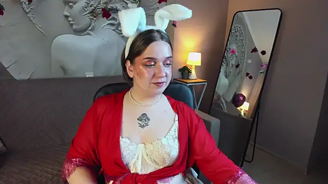 Snapshot of RachelDiRose chatting on 02.15.26 RachelDiRose online show from 02.15.26