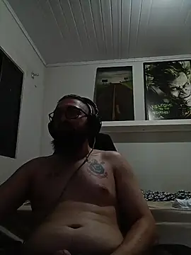 Snapshot of Redlovecouple chatting on 03.28.26 Redlovecouple online show from 03.28.26