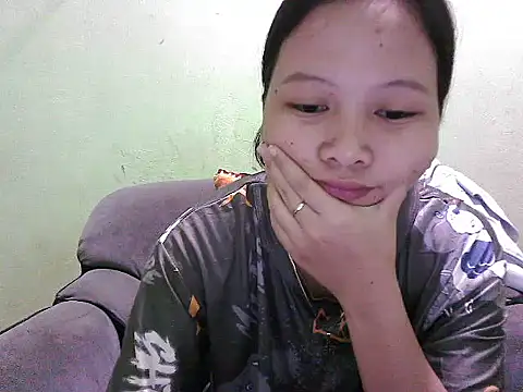 Snapshot of pinay_sweety23 chatting on 02.22.26 pinay sweety23 online show from 02.22.26