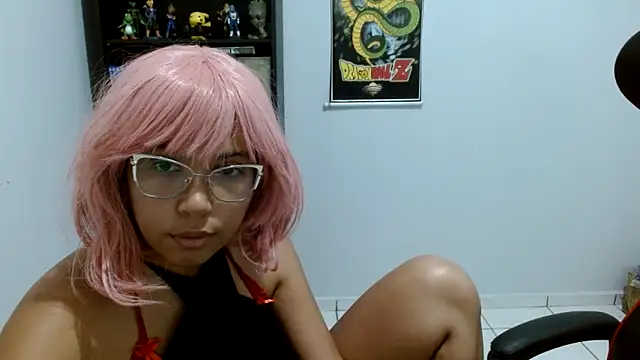 Snapshot of m-mandy chatting on 04.14.26 m-mandy online show from 04.14.26