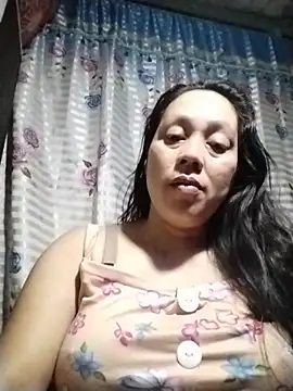 Snapshot of May_Bombs chatting on 02.16.26 May Bombs online show from 02.16.26