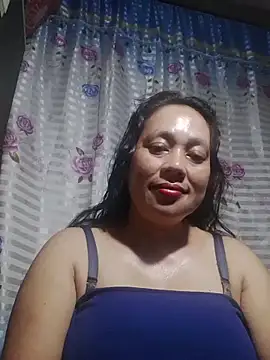 Snapshot of May_Bombs chatting on 02.23.26 May Bombs online show from 02.23.26