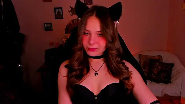 Snapshot of LanaLovely chatting on 05.11.26 LanaLovely online show from 05.11.26