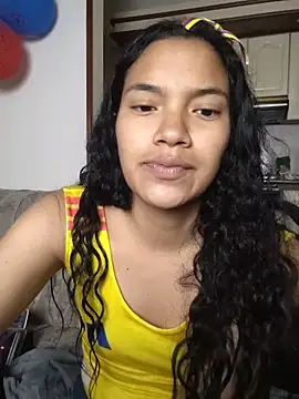 Snapshot of Julieta_Parker chatting on 06.30.26 Julieta Parker online show from 06.30.26