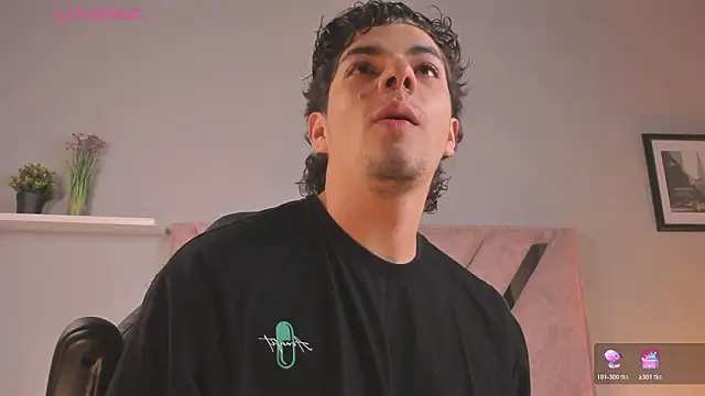 Snapshot of Axel_Creed chatting on 02.16.26 Axel Creed online show from 02.16.26