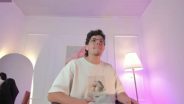 Snapshot of Axel_Creed chatting on 02.18.26 Axel Creed online show from 02.18.26