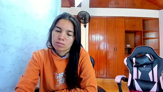 Snapshot of Emily_and_Soffy chatting on 02.16.26 Emily and Soffy online show from 02.16.26