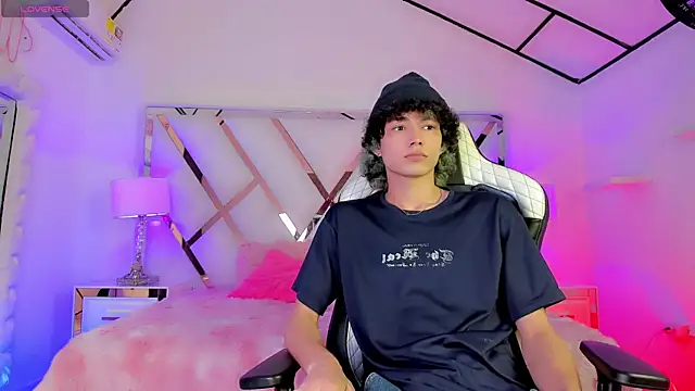 thanier 18 online show from 04.14.26