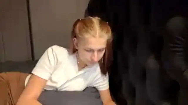 Snapshot of JeneeEady chatting on 02.18.26 JeneeEady online show from 02.18.26