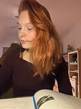 mad girlygirl online show from 02.04.26