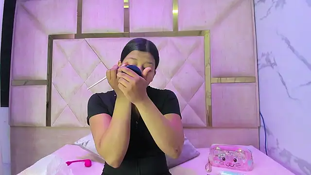 Snapshot of Vaneline2 chatting on 02.11.26 Vaneline2 online show from 02.11.26