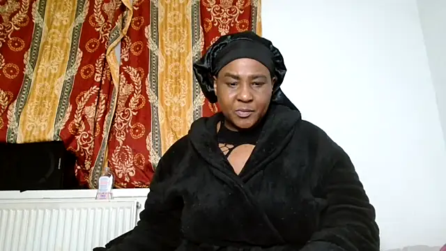 Snapshot of CurvySashia chatting on 03.02.26 CurvySashia online show from 03.02.26